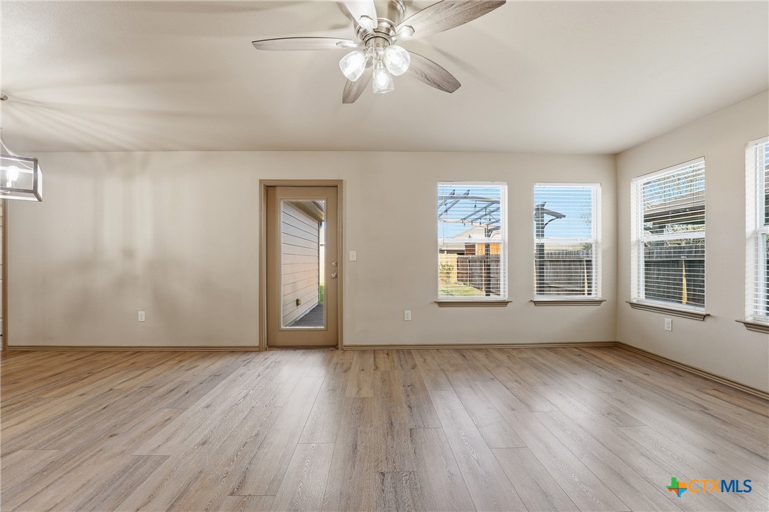1306 Fern Court Property Photo 3