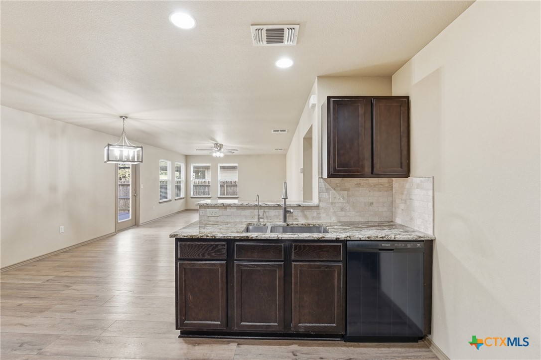 1306 Fern Court Property Photo 9
