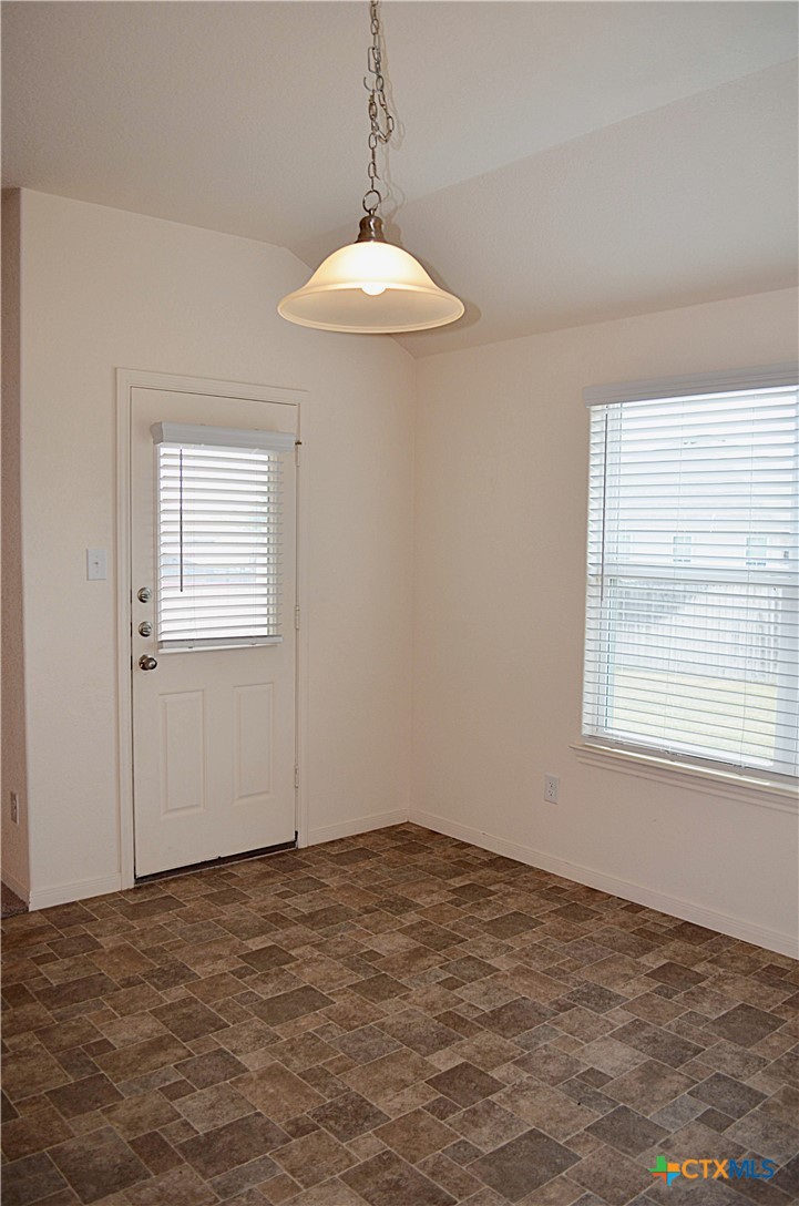 6702 Keechi Valley Drive Property Photo 9