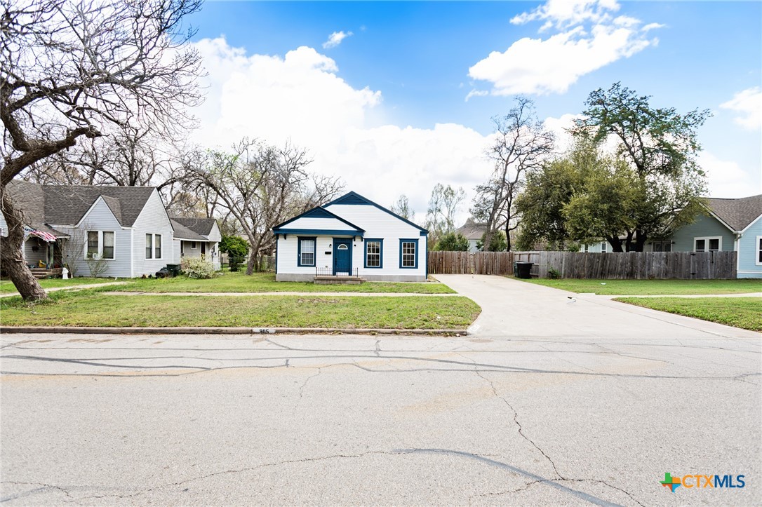 905 N 9th Street Property Photo 4