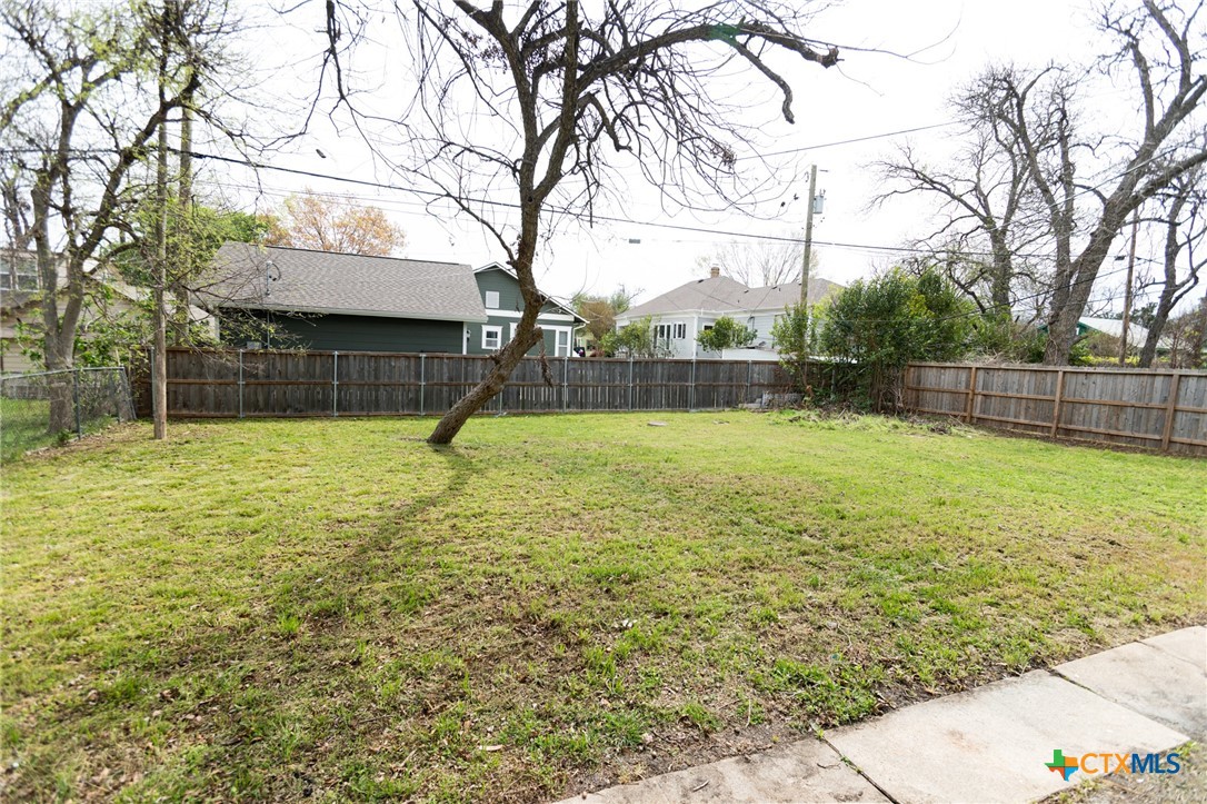 905 N 9th Street Property Photo 35