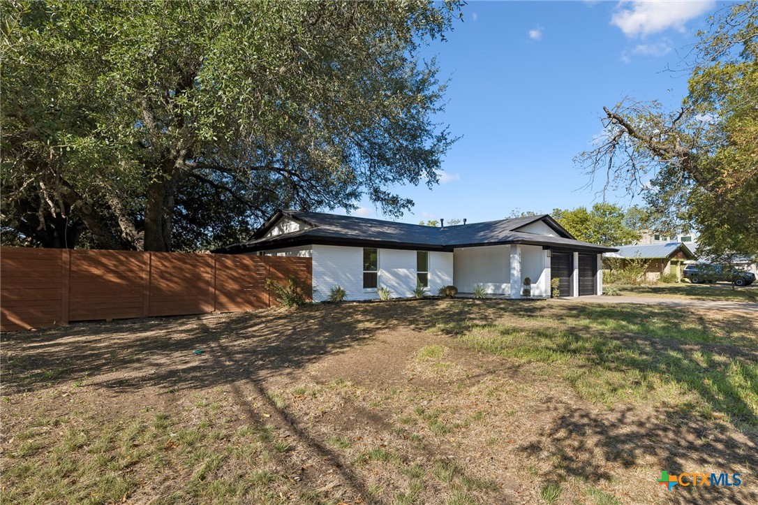 11513 June Drive Property Photo 3