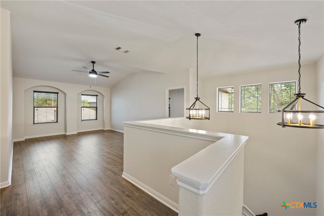 10936 Short Springs Drive Property Photo 18