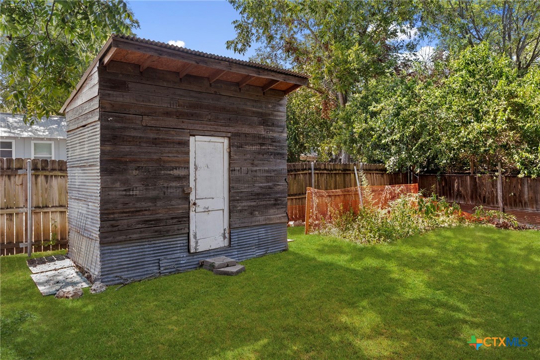 2018 Katy Street Property Photo 34