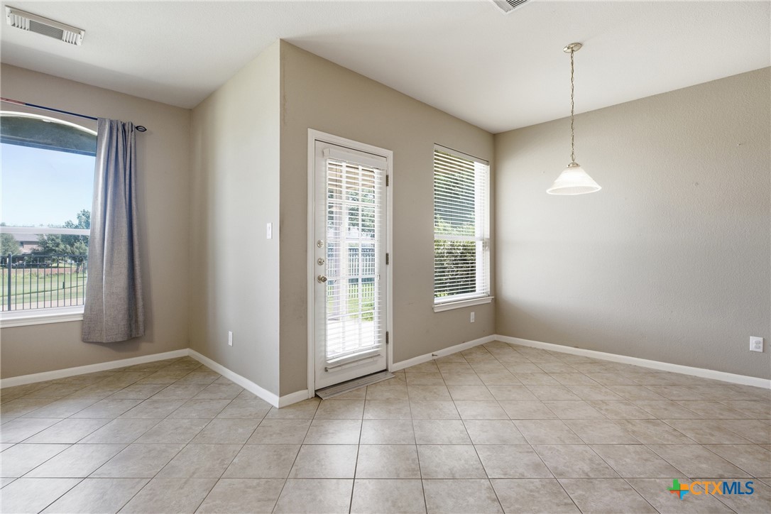 904 Winding Creek Place Property Photo 23