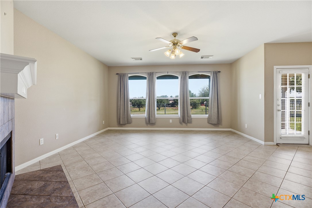 904 Winding Creek Place Property Photo 25