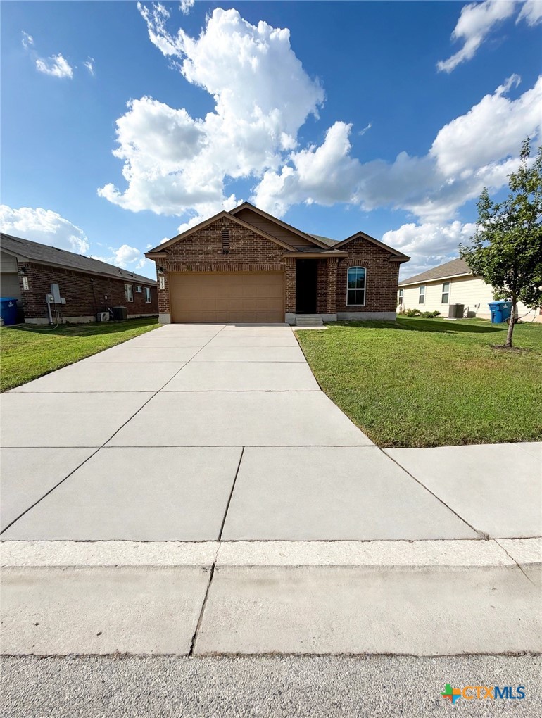 1619 Wedgewood Trail Property Photo 3