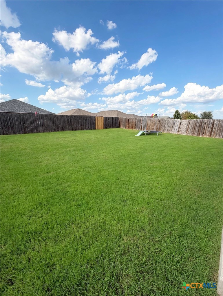 1619 Wedgewood Trail Property Photo 4
