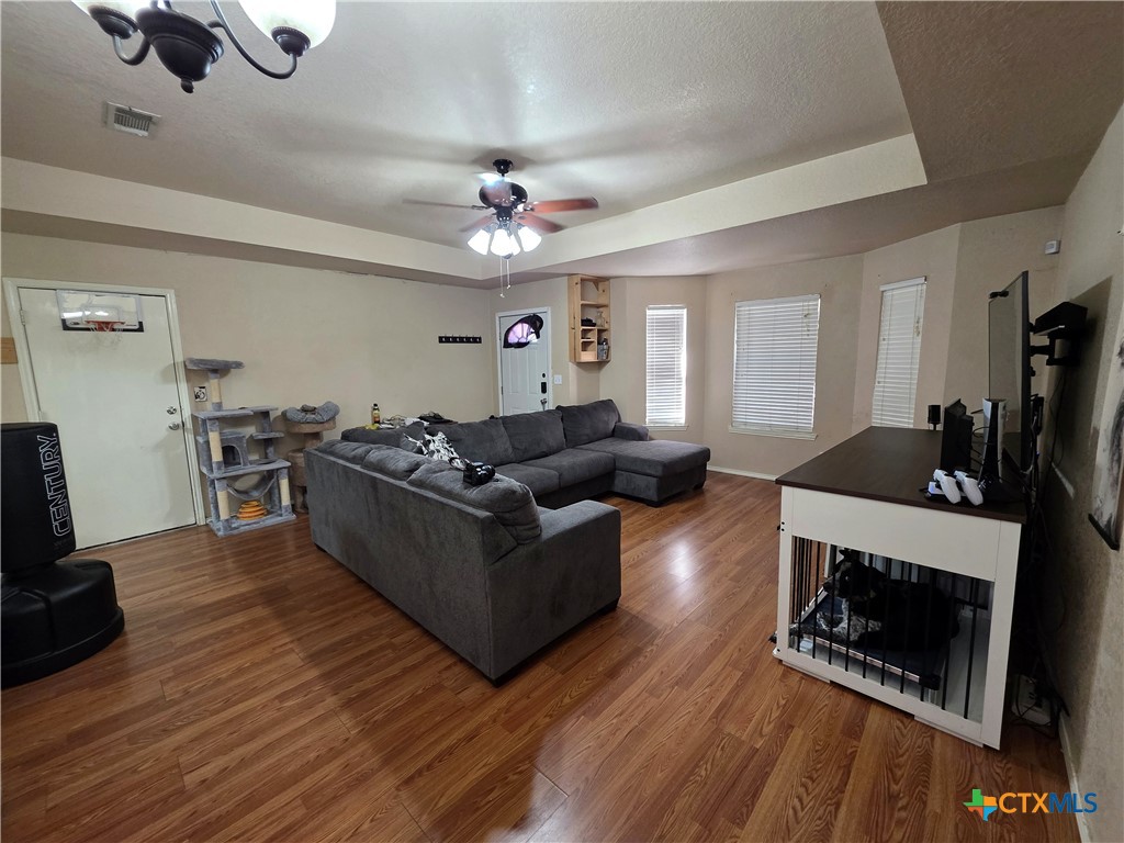 1153 Overlook Way Property Photo 3