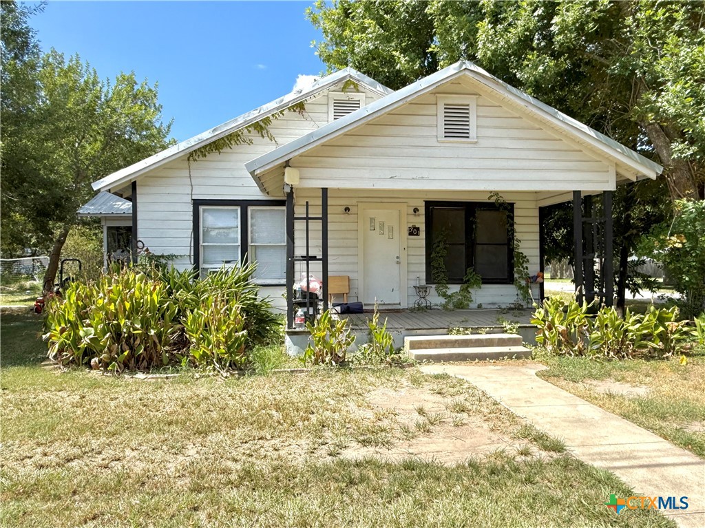 220 Fm-1686 Property Photo 1