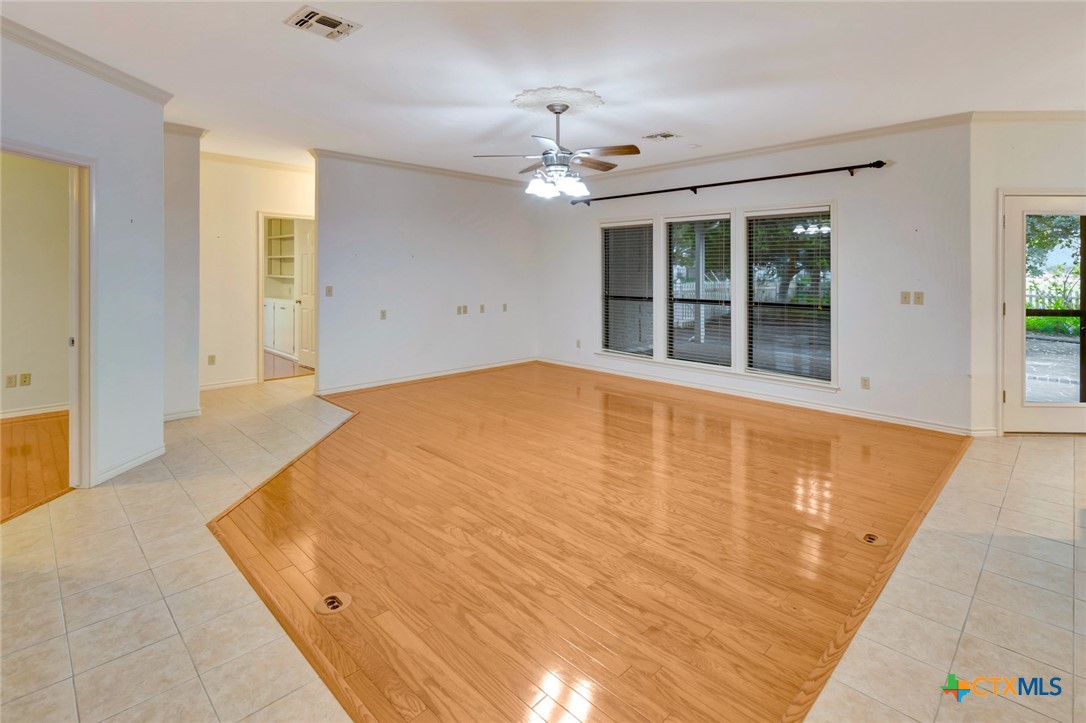 192 Huron Street Property Photo 15