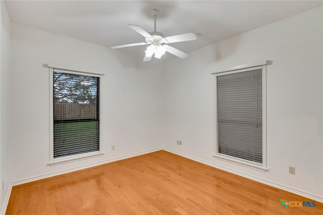 192 Huron Street Property Photo 33