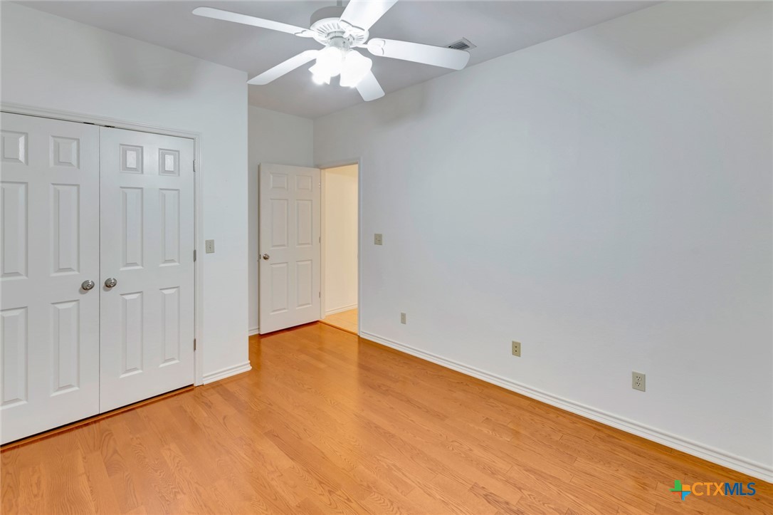 192 Huron Street Property Photo 34
