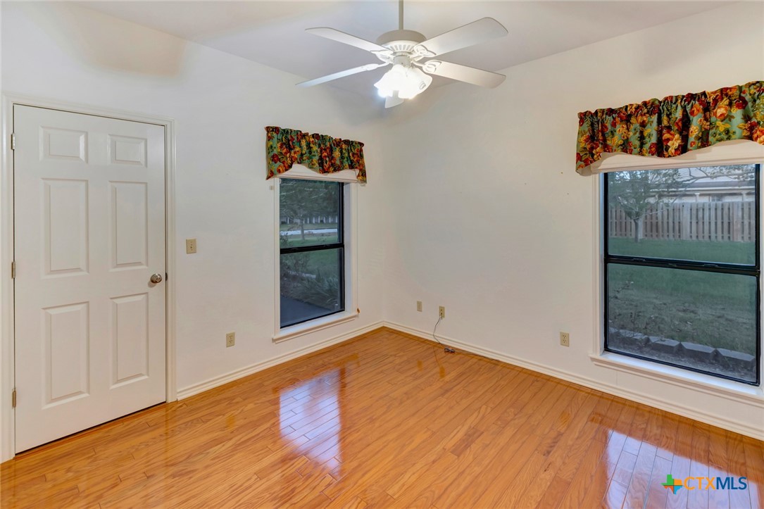 192 Huron Street Property Photo 36