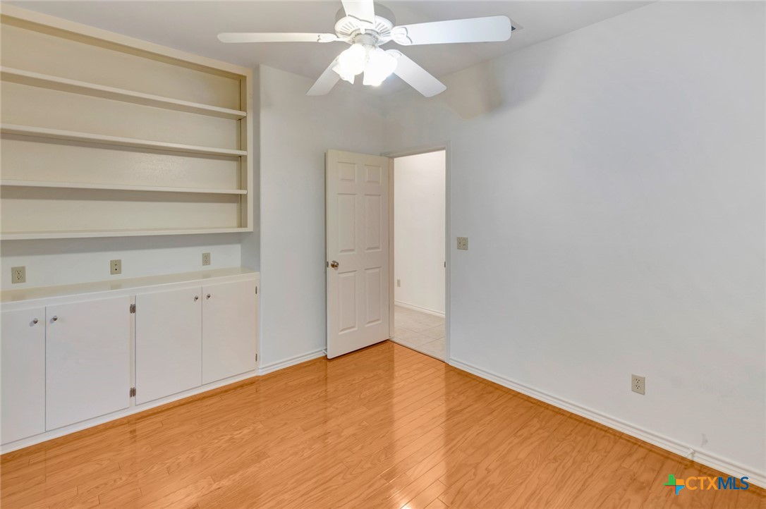 192 Huron Street Property Photo 37