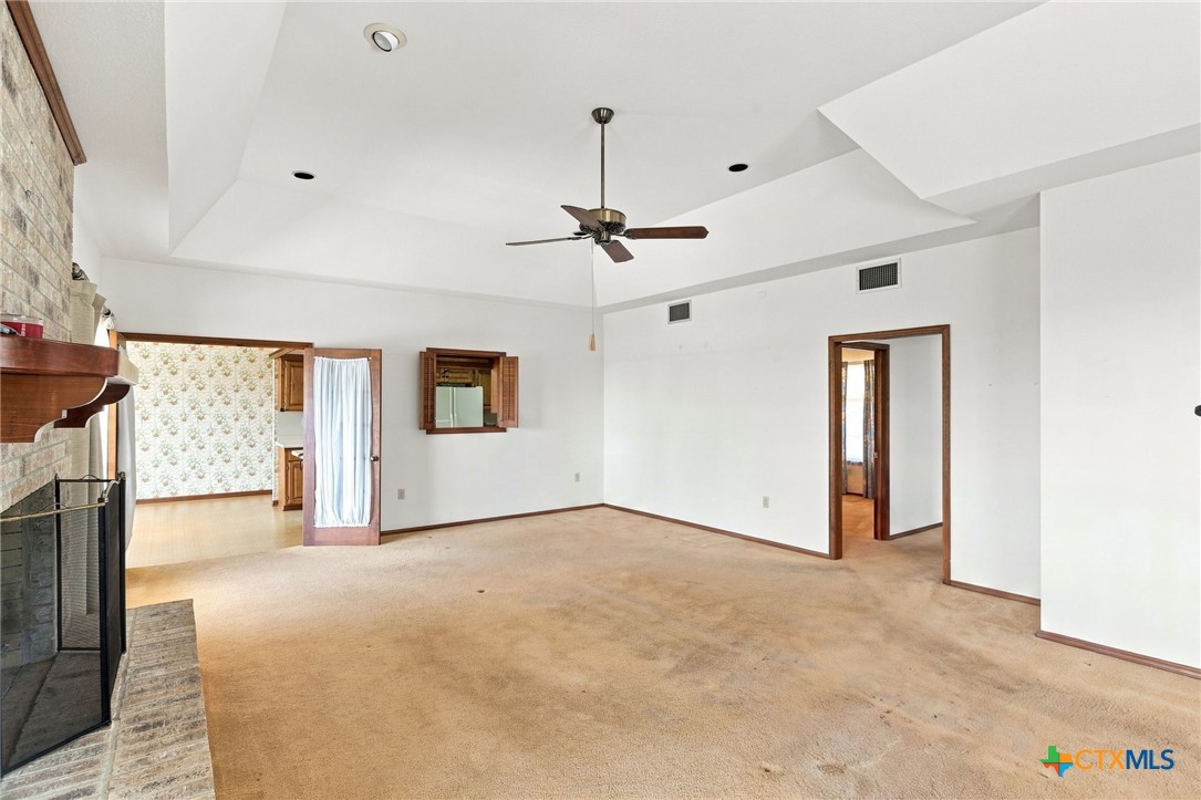 5691 Circle Oak Drive Property Photo 11