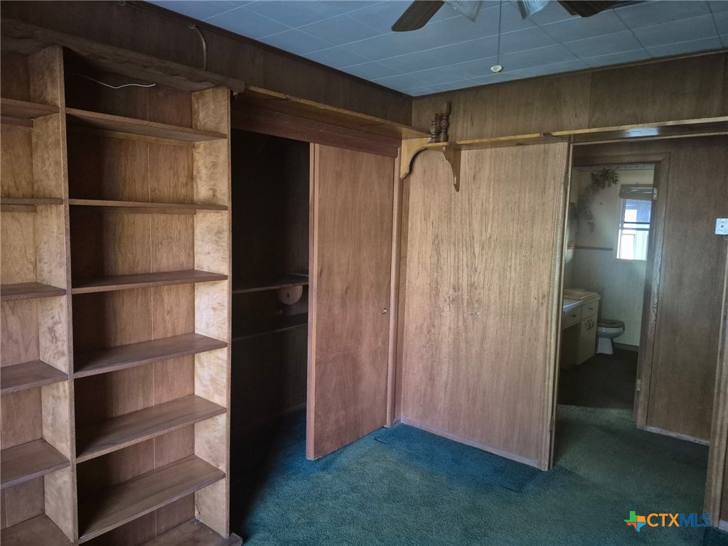 404 Svoboda Street Property Photo 20