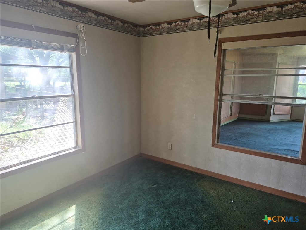 404 Svoboda Street Property Photo 22