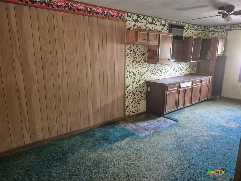 404 Svoboda Street Property Photo 24