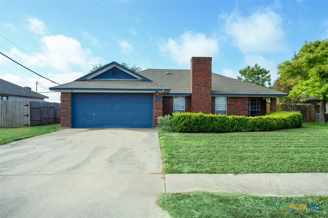 5202 Birdcreek Drive Property Photo 7