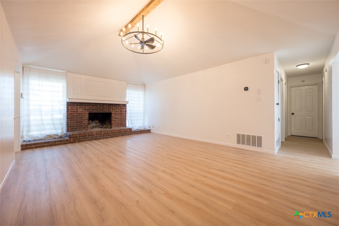 5202 Birdcreek Drive Property Photo 11