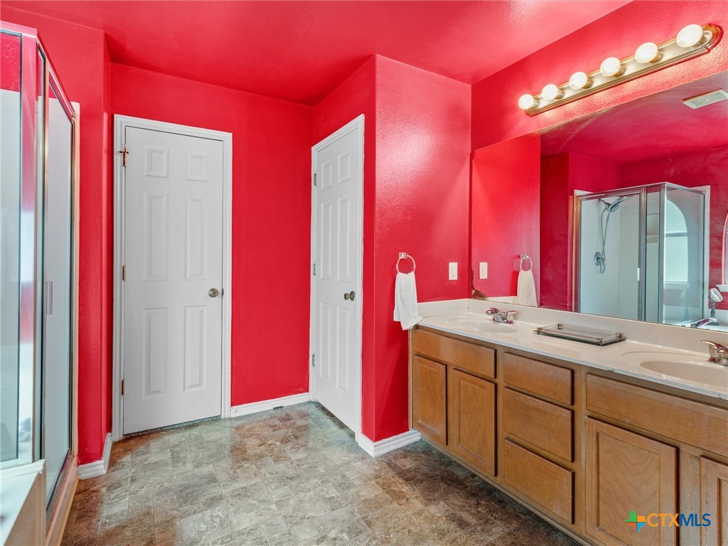 2449 Harris Circle Property Photo 17