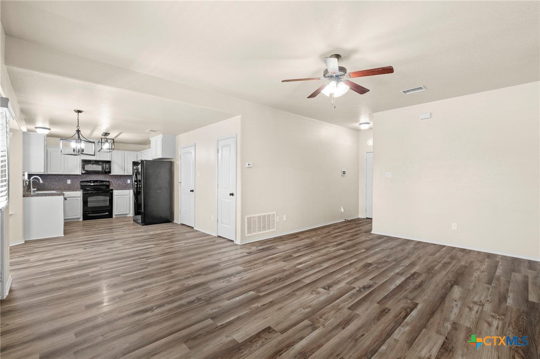 2602 Coal Oil Drive Property Photo 5