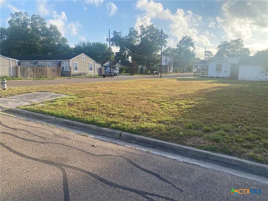 808 N Jecker Street Property Photo 3
