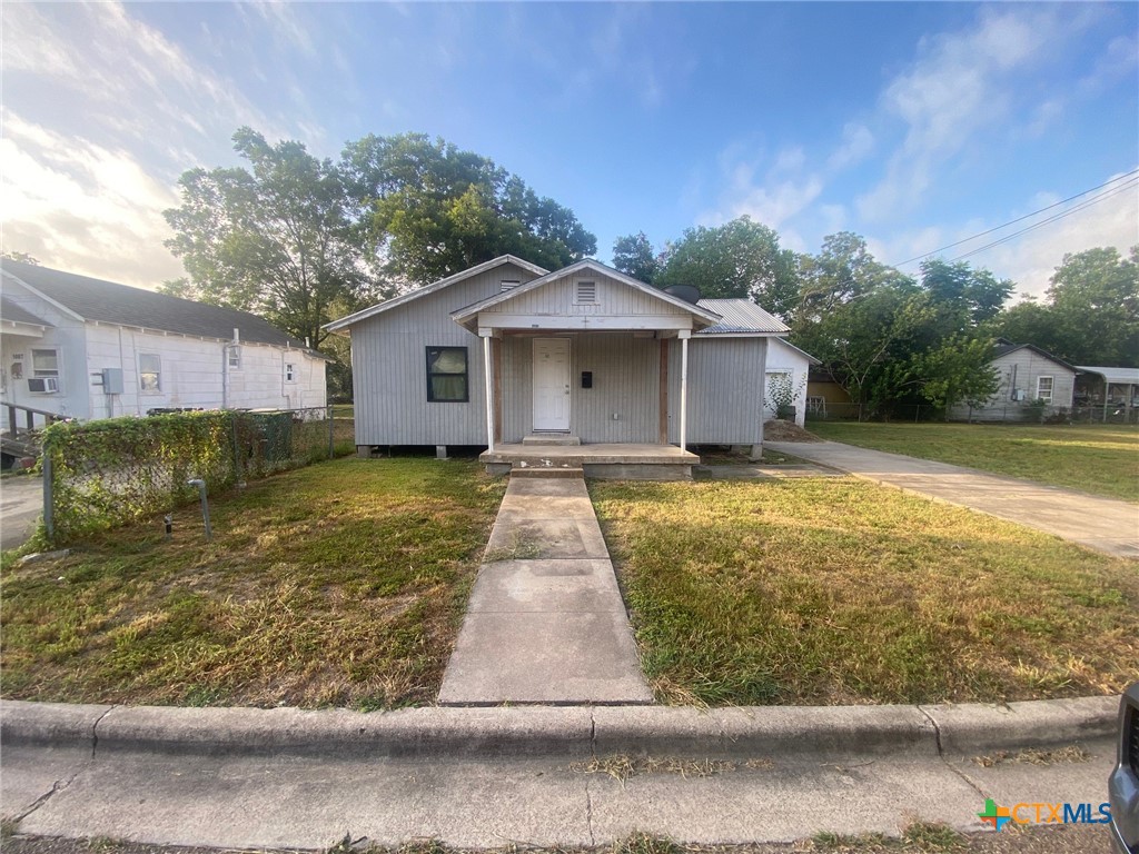 1005 Pine Street Property Photo 1