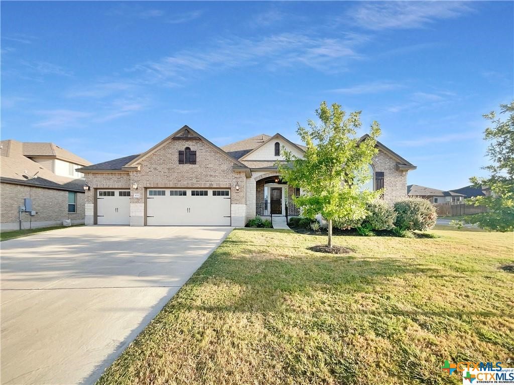 4702 Guildford Drive Property Photo 2