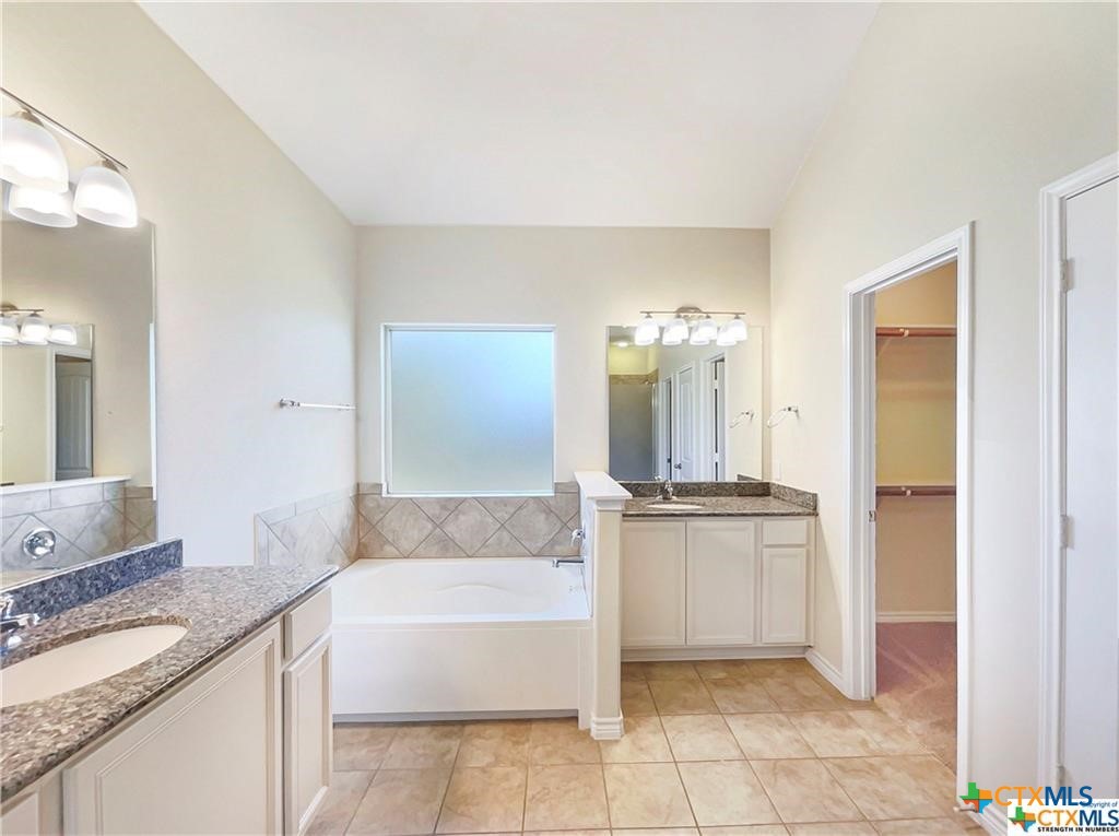 4702 Guildford Drive Property Photo 17