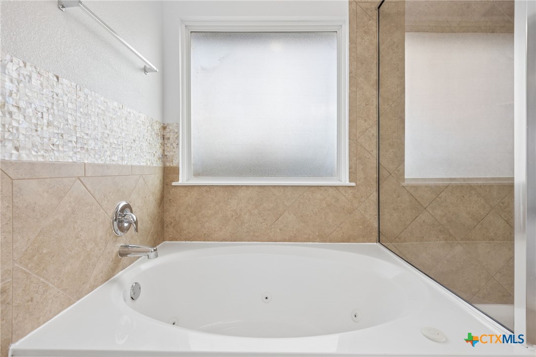 625190 Property Photo 26