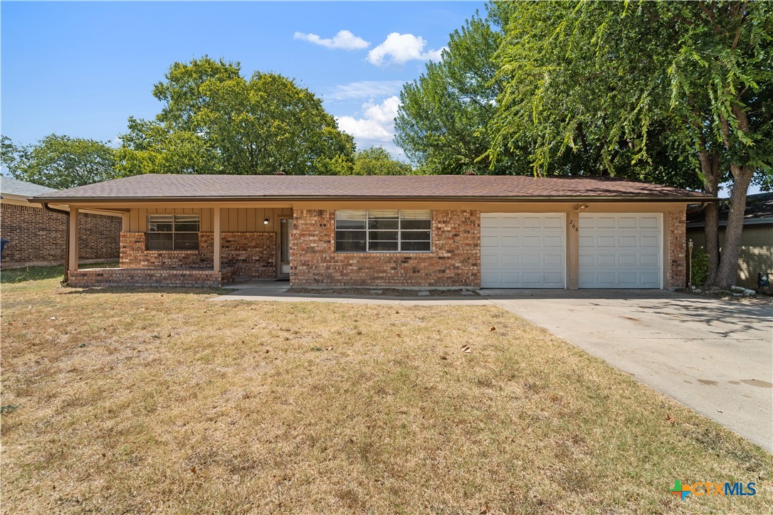 206 Cottonwood Drive Property Photo 1