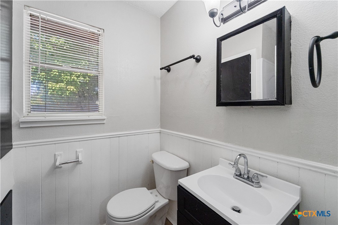 206 Cottonwood Drive Property Photo 12