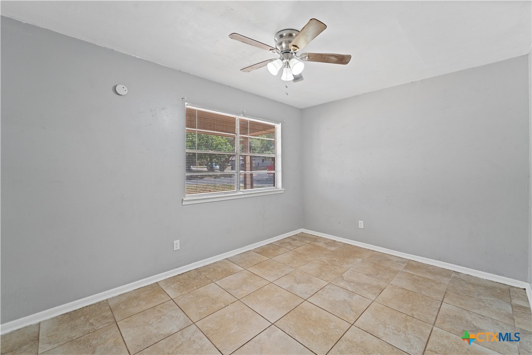 206 Cottonwood Drive Property Photo 13