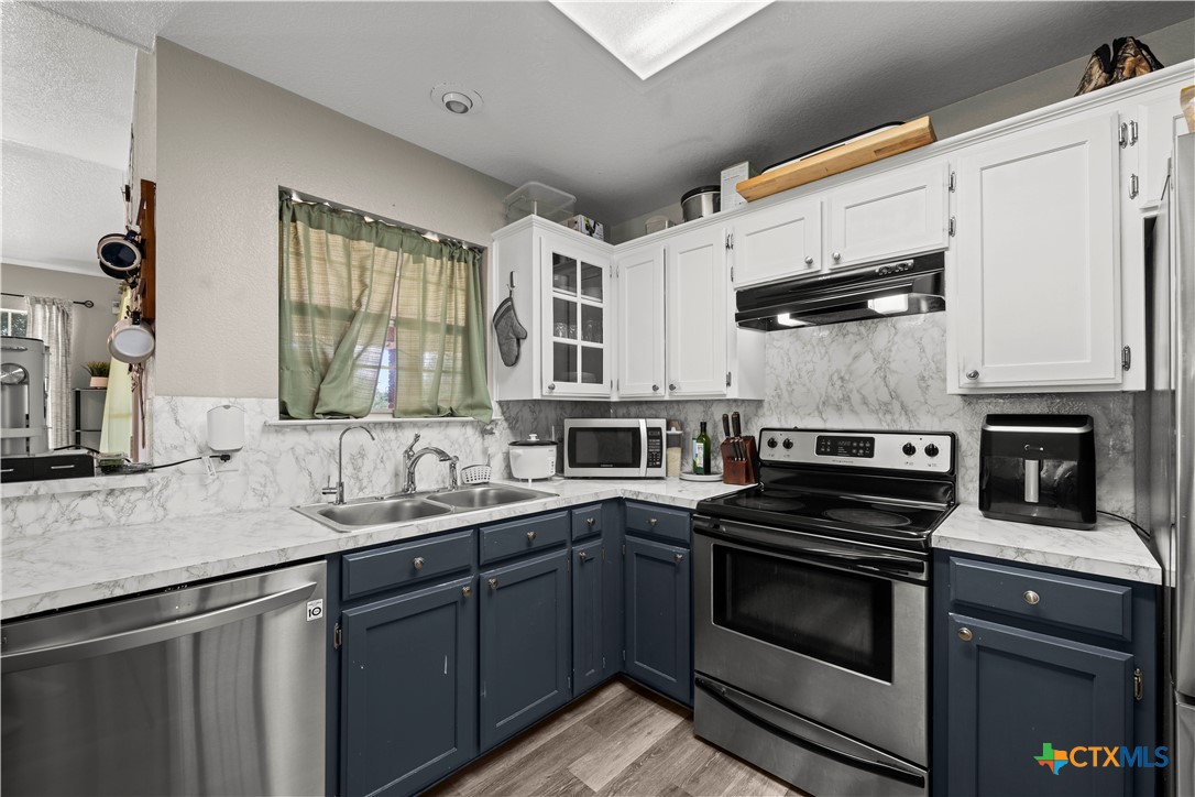 5104 Leaning Oak Drive Property Photo 10