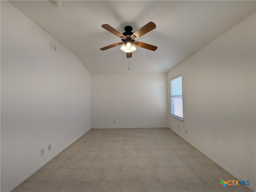 369 Starling Creek Property Photo 12
