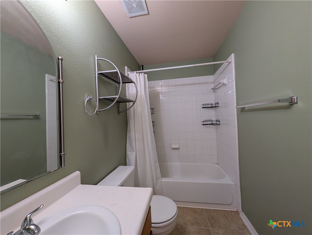 369 Starling Creek Property Photo 15