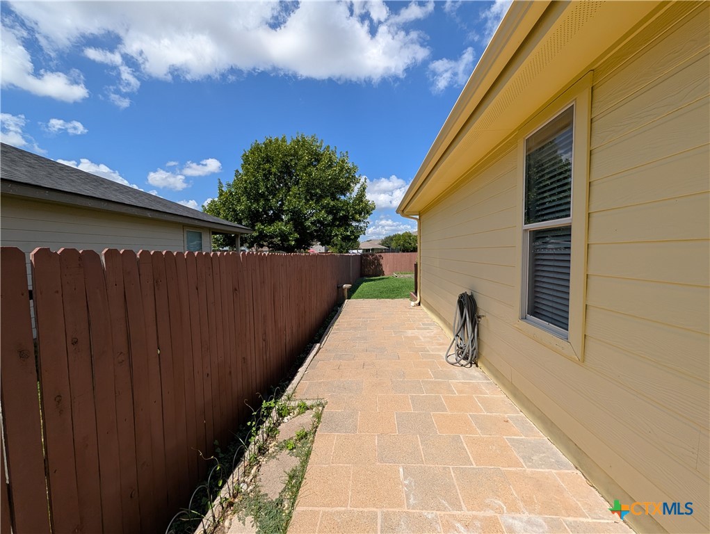 369 Starling Creek Property Photo 21