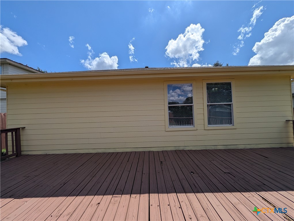 369 Starling Creek Property Photo 24