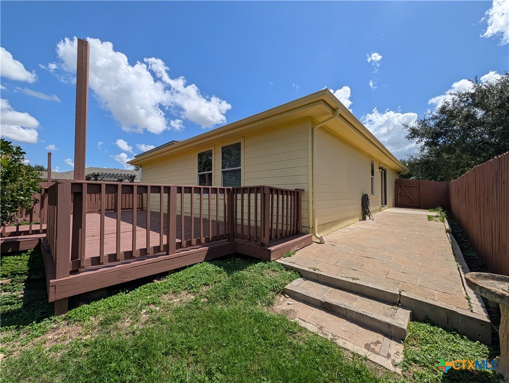 369 Starling Creek Property Photo 26