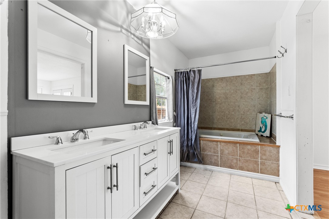 10 E Aztec Lane Property Photo 15