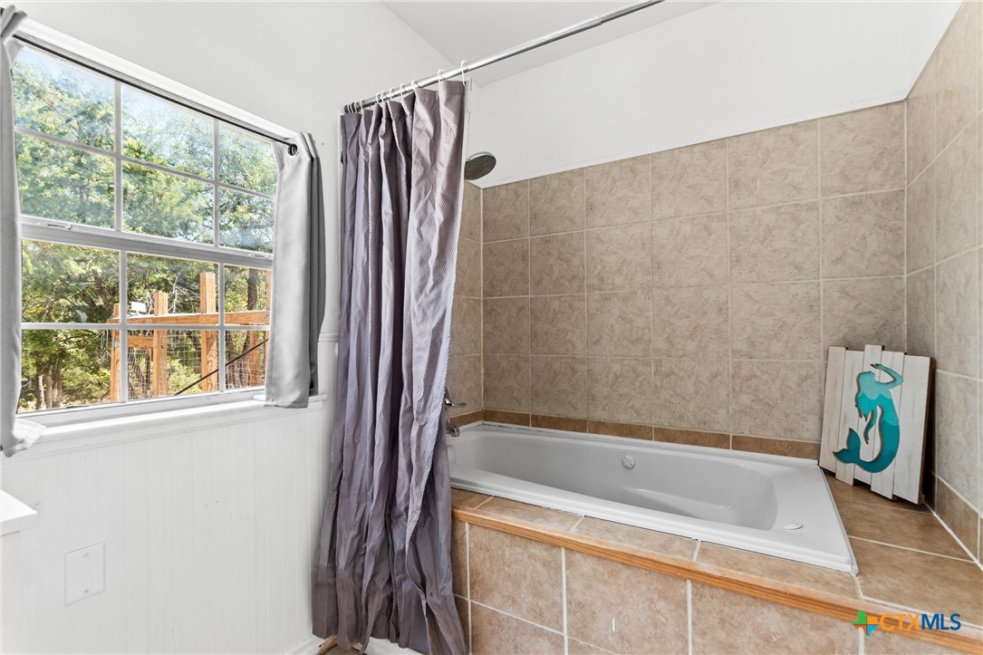 10 E Aztec Lane Property Photo 17