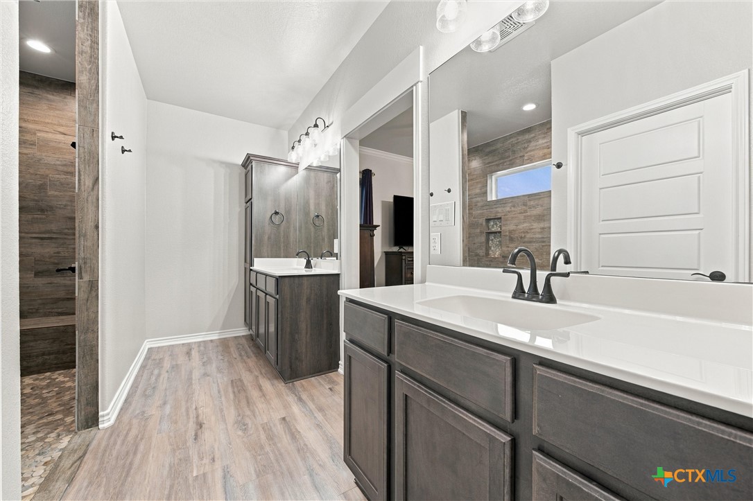 8151 Travertine Lane Property Photo 18