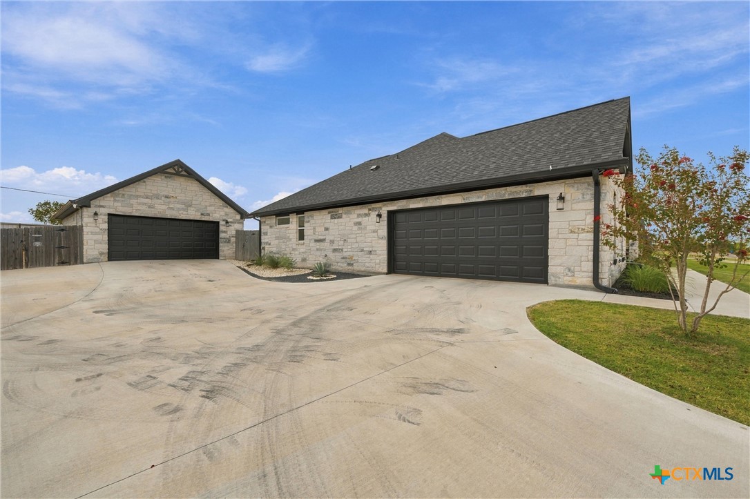 8151 Travertine Lane Property Photo 39