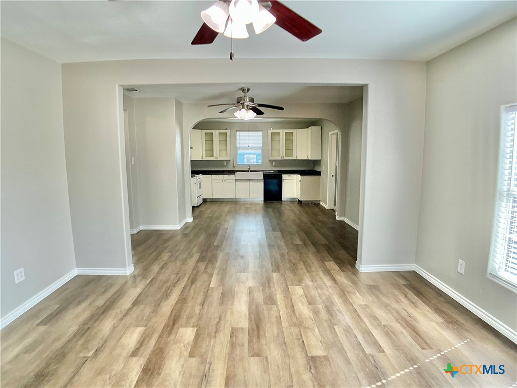 807 Pine Street Property Photo 2
