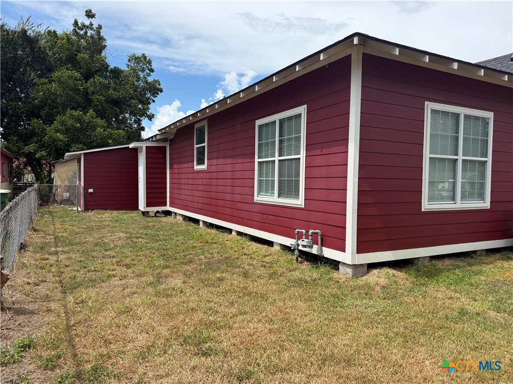 807 Pine Street Property Photo 25