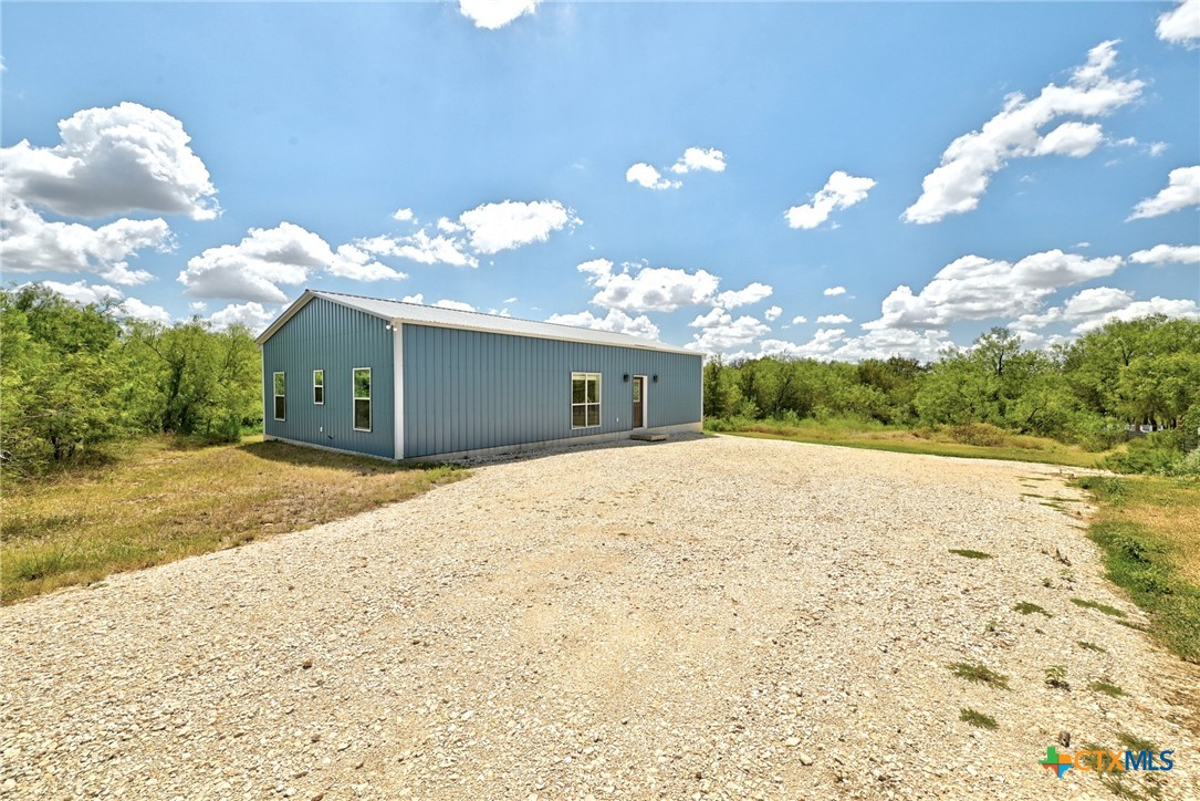 4001 Barth Road Property Photo 5