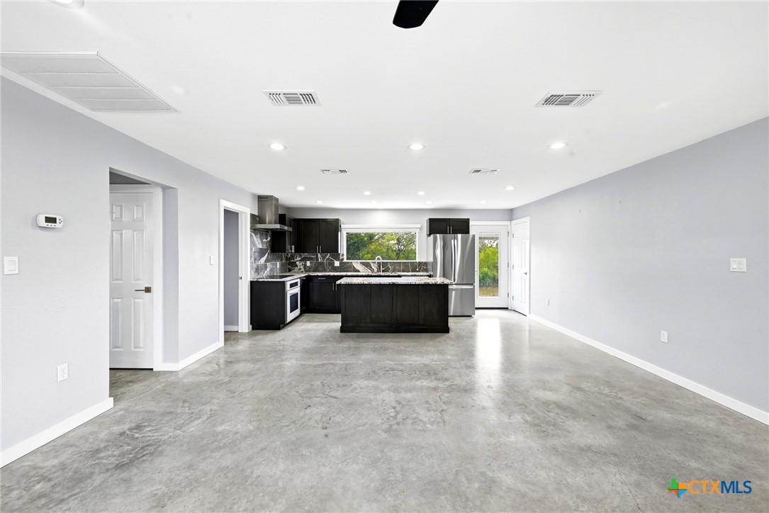 4001 Barth Road Property Photo 11
