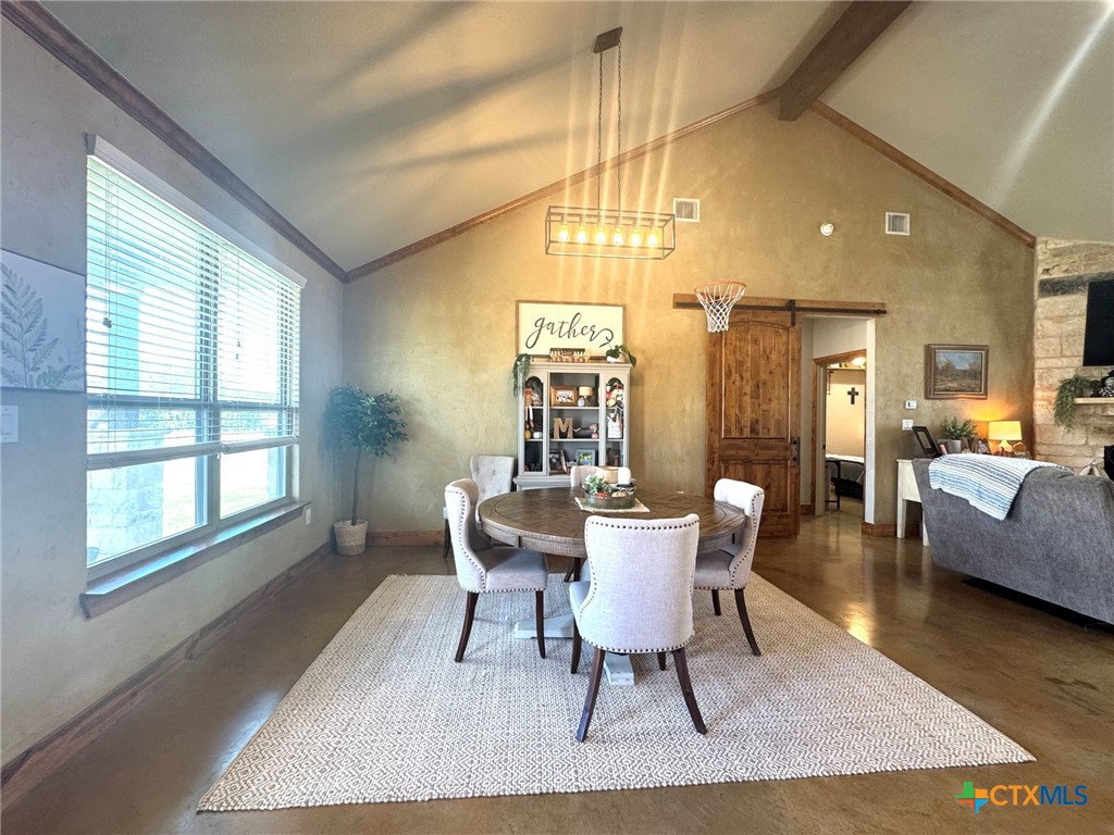 516 Cedar Mountain Road Property Photo 3